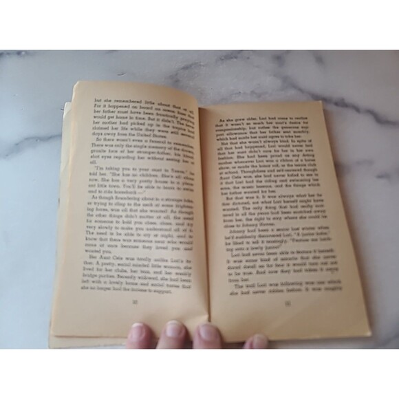 Lori By Dorothy Bastien Paperback - Picture 5 of 10